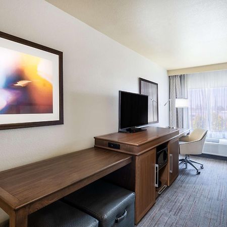 Hampton Inn By Hilton Irvine East - Lake Forest Exterior foto