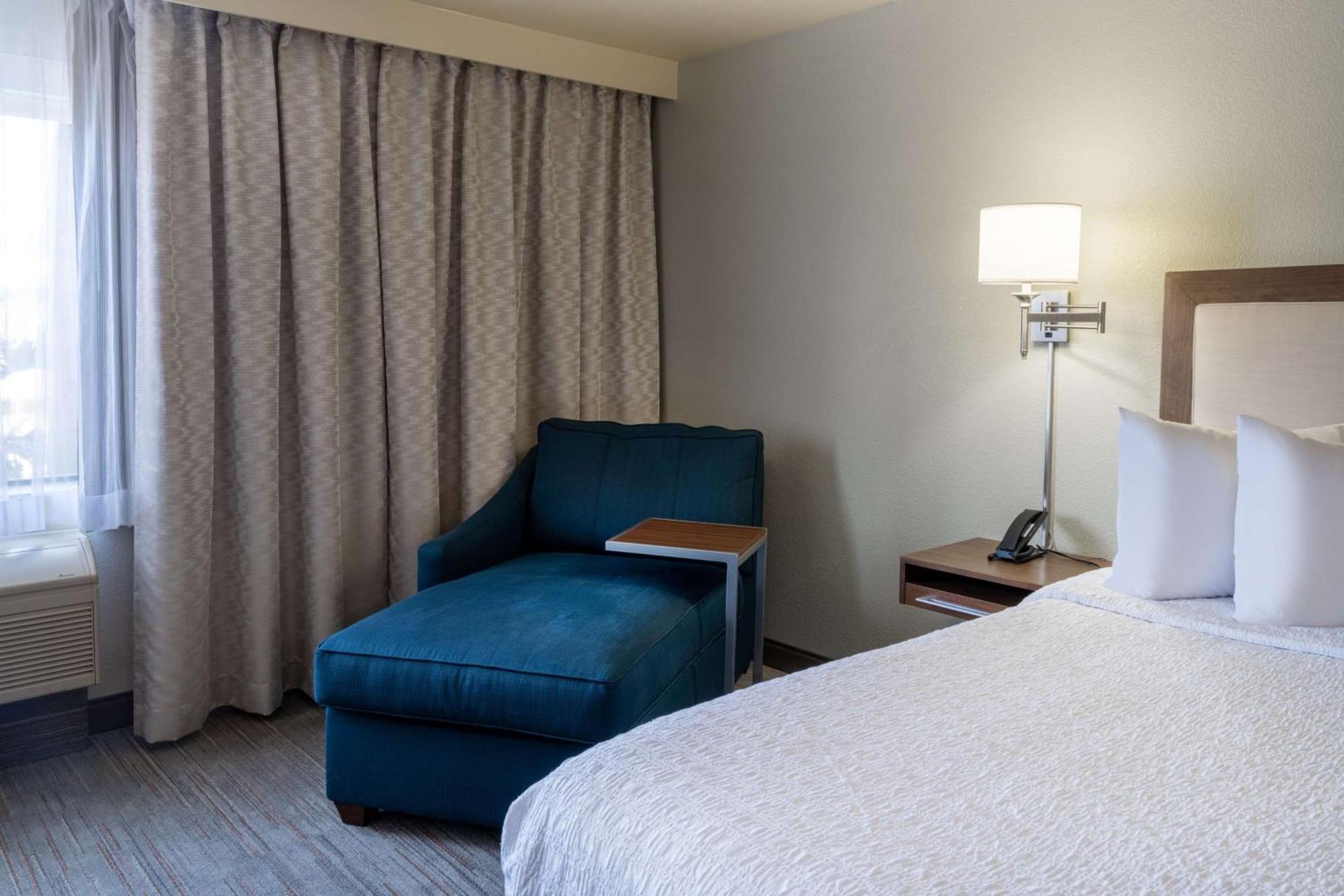 Hampton Inn By Hilton Irvine East - Lake Forest Exterior foto